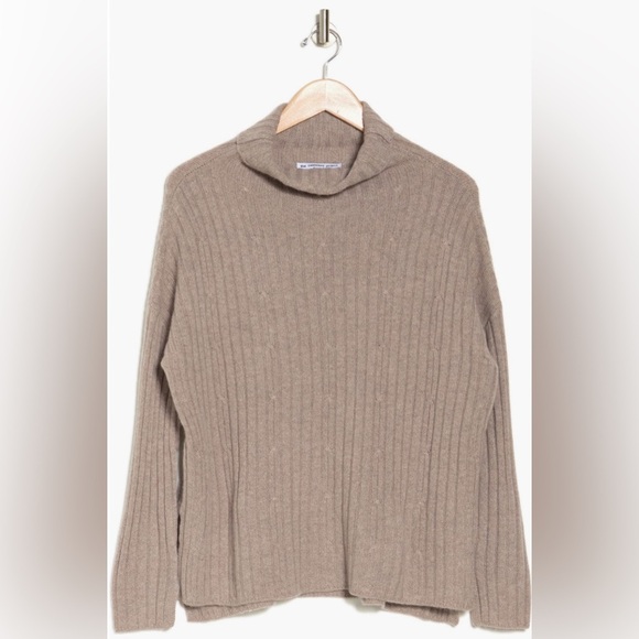 NWOT The Cashmere Project Cozy Ribbed Turtleneck Sweater - Picture 6 of 13